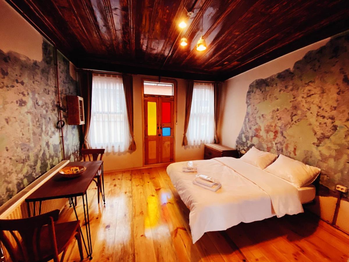 Your House In Balat Istambul Extérieur photo