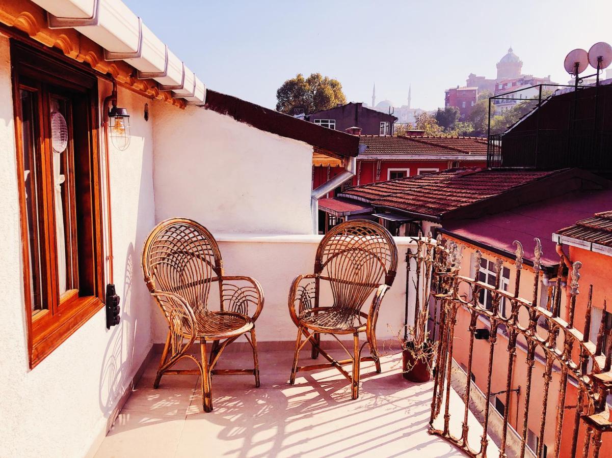 Your House In Balat Istambul Extérieur photo